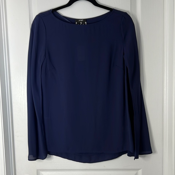 Navy Cape sleeve blouse - Picture 1 of 6